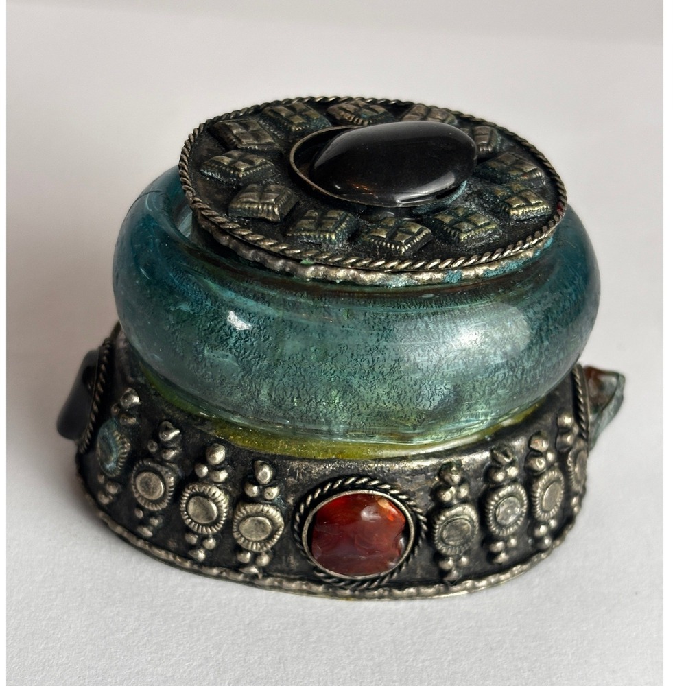 Vintage Teal Trinket Pill Box Silver Tone Metal Cabochon Stone Hinged Lid 2in